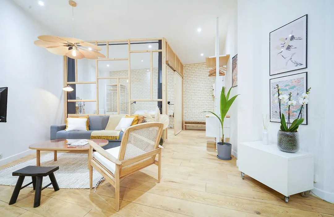 Parisuites Central Canal Saint Martin Luxe & Chic & Cosy-1
